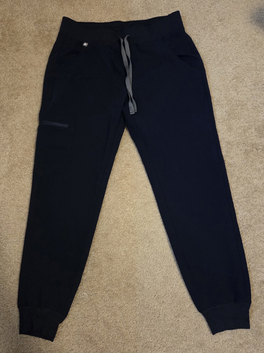 FIGS Women’s Small Navy Jogger Scrub Pants – Nursing Healthcare